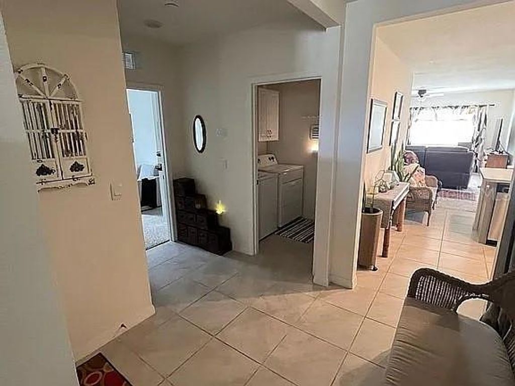 Image 11 of property listing at 2711 NEVERLAND DRIVE, New Smyrna Beach, FL 32168