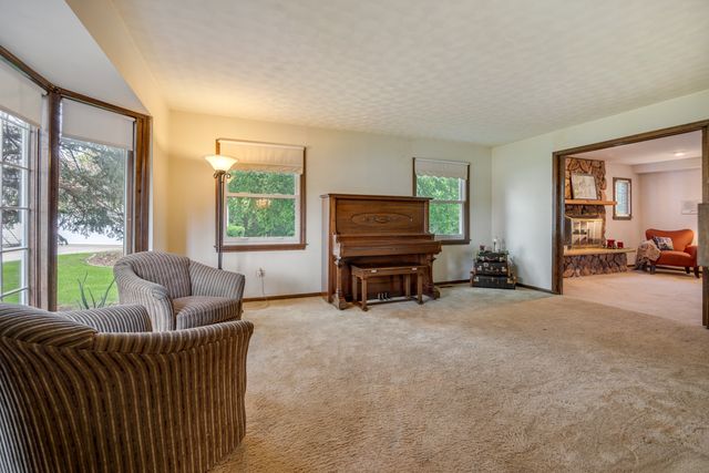 381 E Nebraska A Street, Frankfort, IL 60423