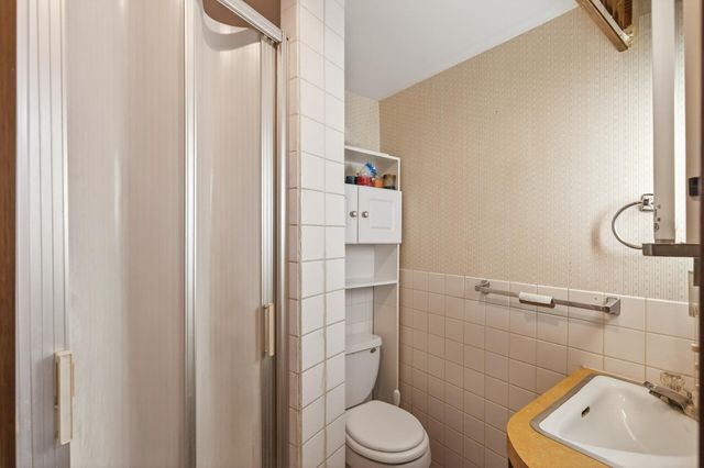 5007 65th Avenue N, Brooklyn Center, MN 55429