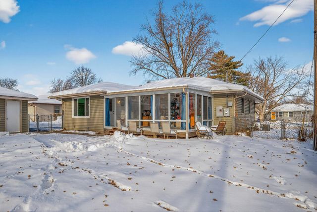 5007 65th Avenue N, Brooklyn Center, MN 55429