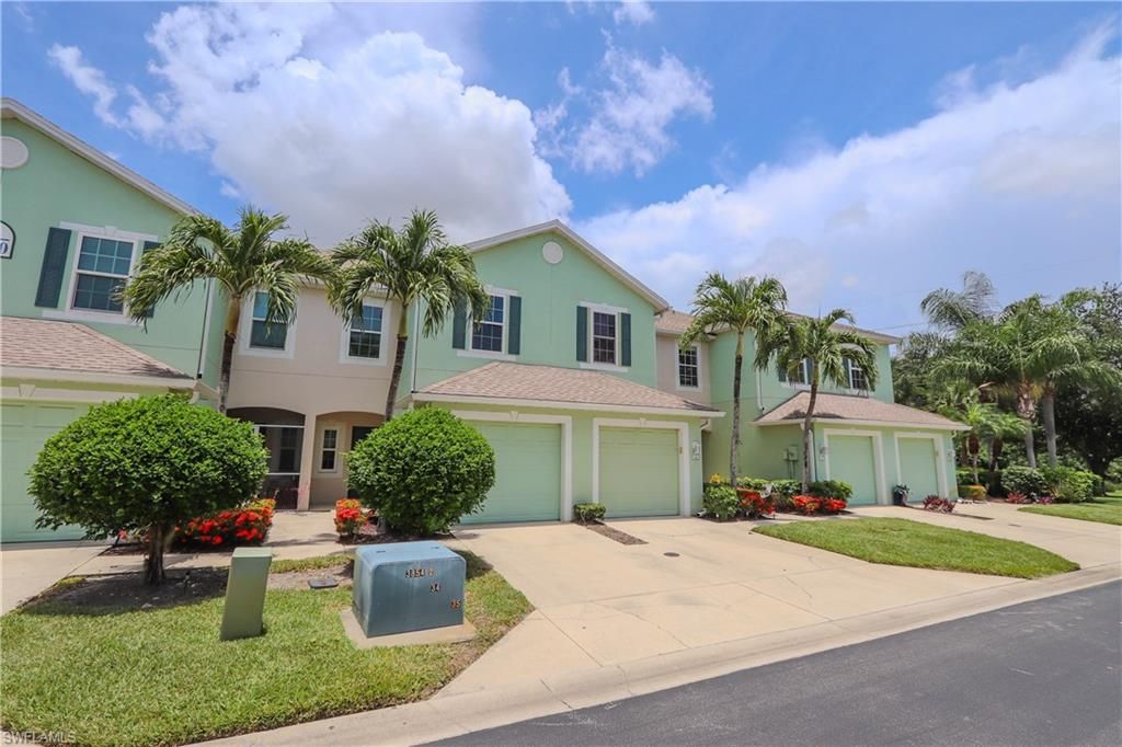 3630 Pine Oak CIR 105, FORT MYERS, FL 33916 — exterior