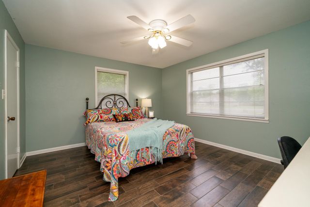 102 Randal Lane, Pittsburg, TX 75686