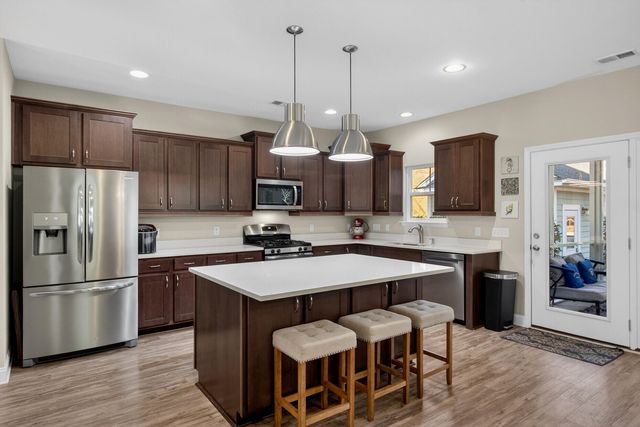 5104 W Dolphin Street, North Charleston, SC 29405