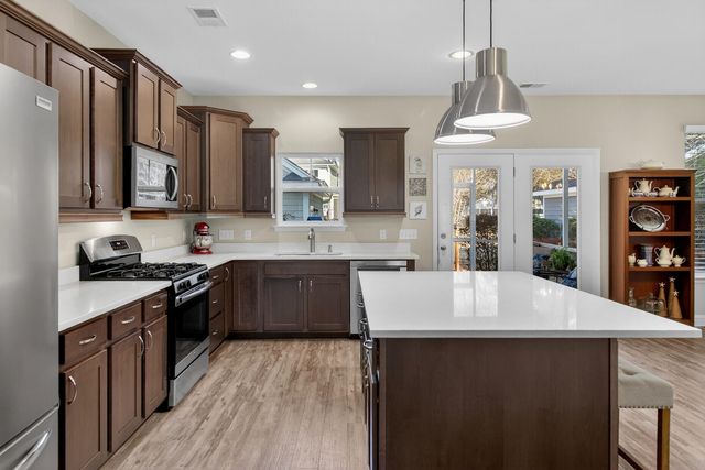 5104 W Dolphin Street, North Charleston, SC 29405