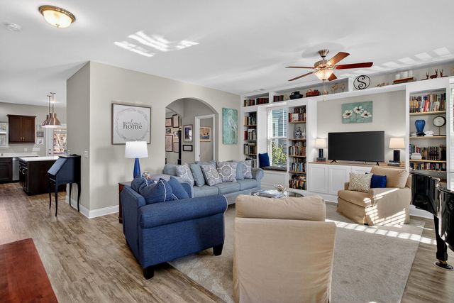 5104 W Dolphin Street, North Charleston, SC 29405