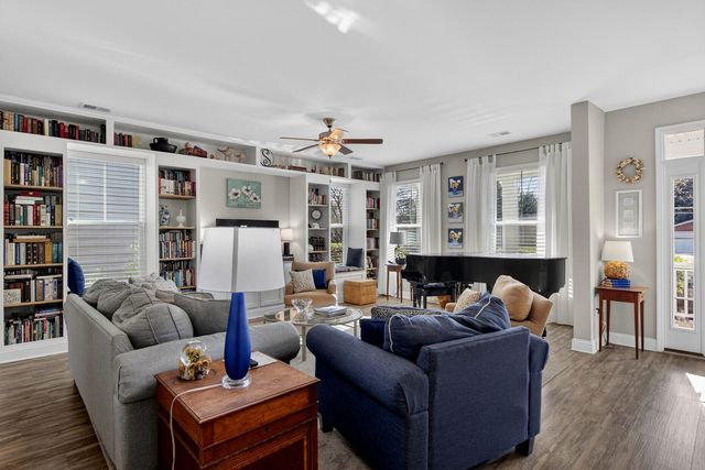 5104 W Dolphin Street, North Charleston, SC 29405