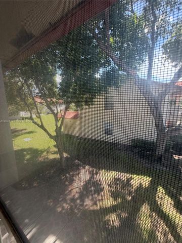 3031 Holiday Springs Boulevard 2057, Margate, FL 33063