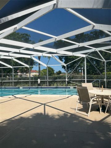3031 Holiday Springs Boulevard 2057, Margate, FL 33063