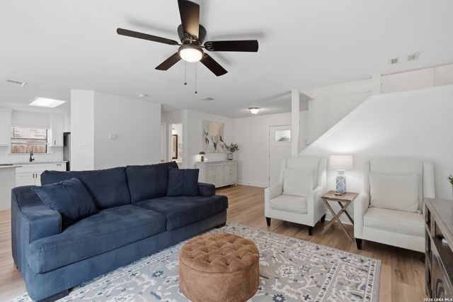 15006 Digger, San Antonio, TX 78247