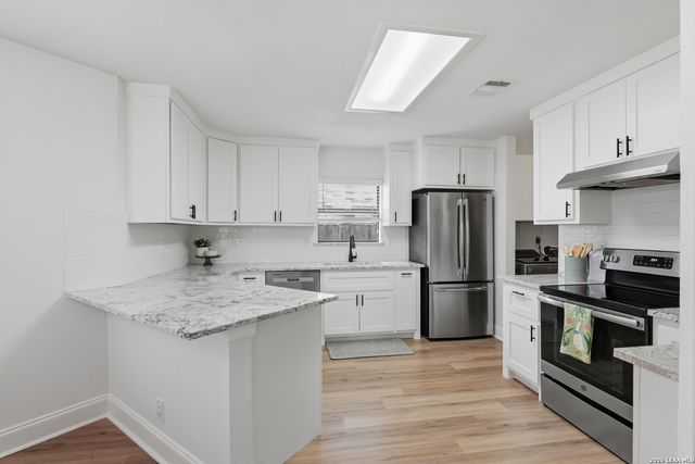 15006 Digger, San Antonio, TX 78247