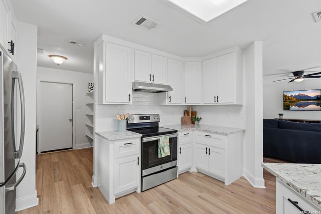 15006 Digger, San Antonio, TX 78247