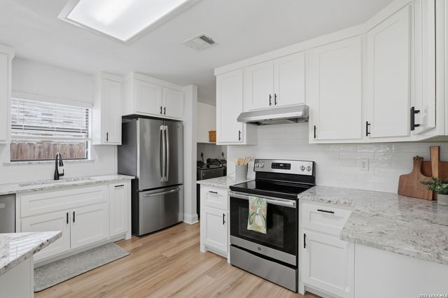 15006 Digger, San Antonio, TX 78247
