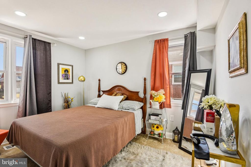 Image 12 of property listing at 7004 ARION RD, Baltimore, MD 21234