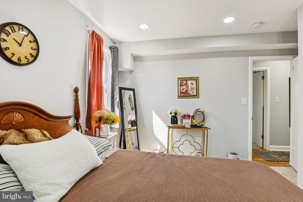 Image 13 of property listing at 7004 ARION RD, Baltimore, MD 21234