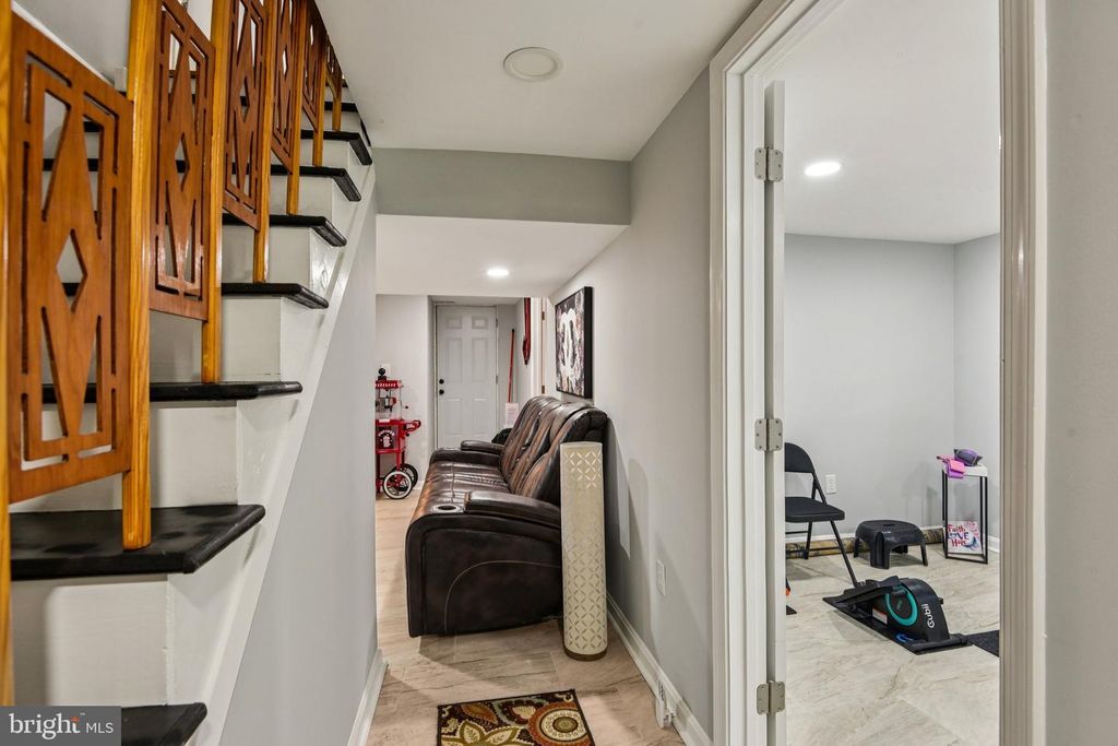 Image 24 of property listing at 7004 ARION RD, Baltimore, MD 21234