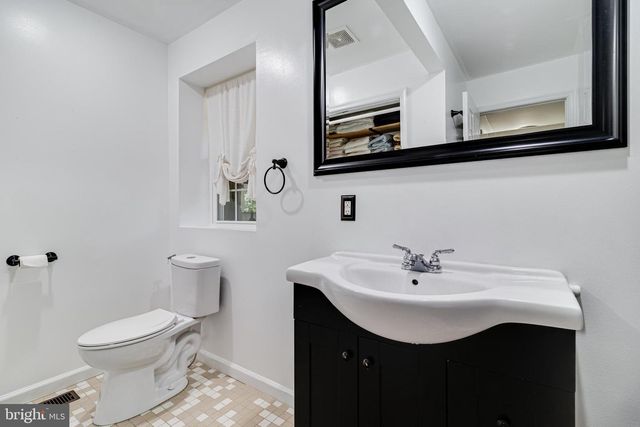 1506 DOGWOOD RD, St Leonard, MD 20685