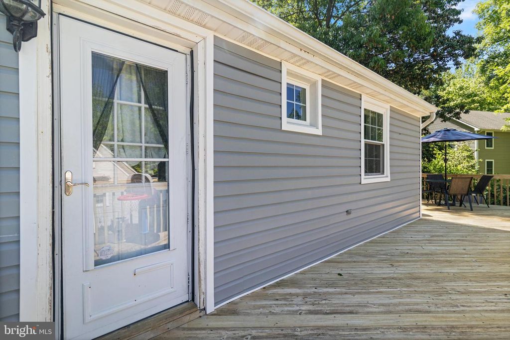 Image 22 of property listing at 1506 DOGWOOD RD, St Leonard, MD 20685