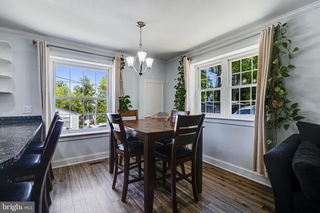 Image 8 of property listing at 1506 DOGWOOD RD, St Leonard, MD 20685