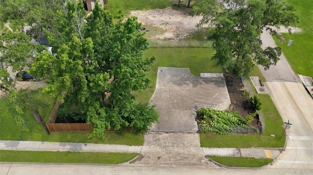 1620 Odd Fellow Street, Conroe, TX 77301