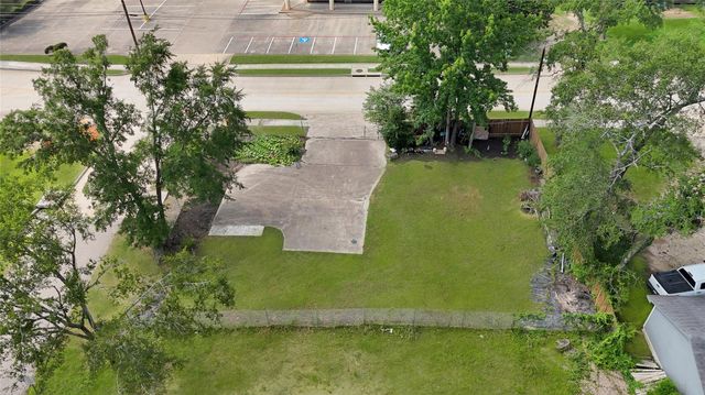 1620 Odd Fellow Street, Conroe, TX 77301