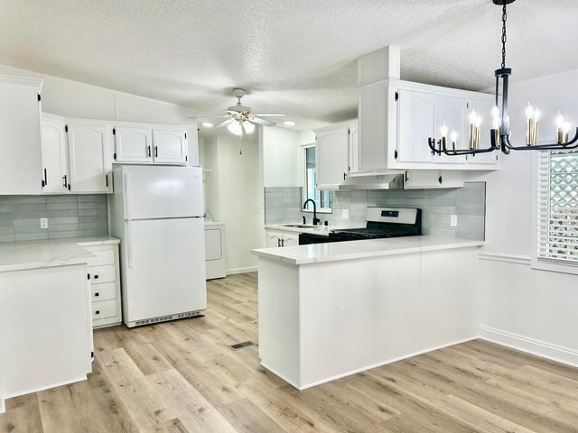 415 N Akers Street, Visalia, CA 93291