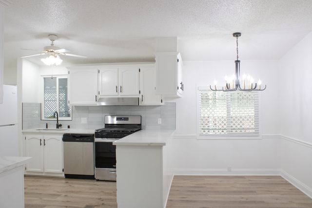 415 N Akers Street, Visalia, CA 93291