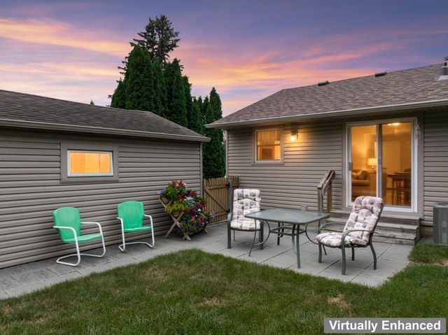 1004 14th Avenue NE, Rochester, MN 55906