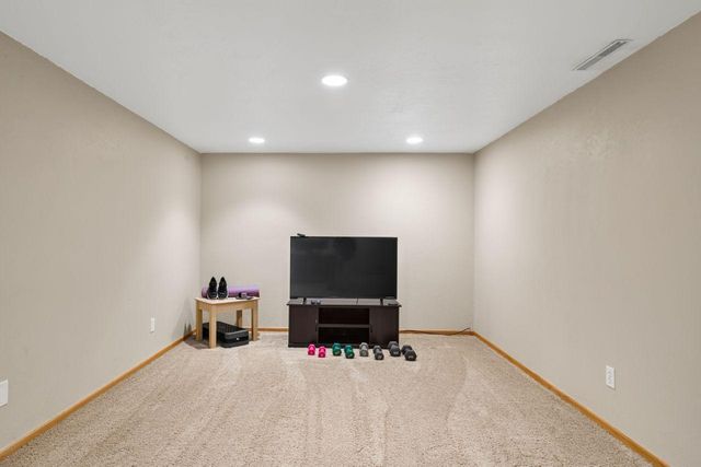 1004 14th Avenue NE, Rochester, MN 55906