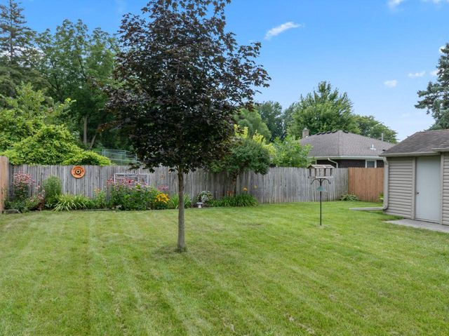 1004 14th Avenue NE, Rochester, MN 55906