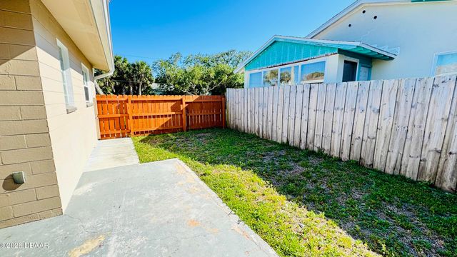 901 N Peninsula Drive 227 Jessamine Blvd, Daytona Beach, FL 32118
