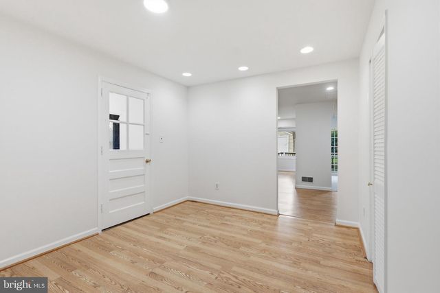 10925 MILBURN ST, Fairfax, VA 22030