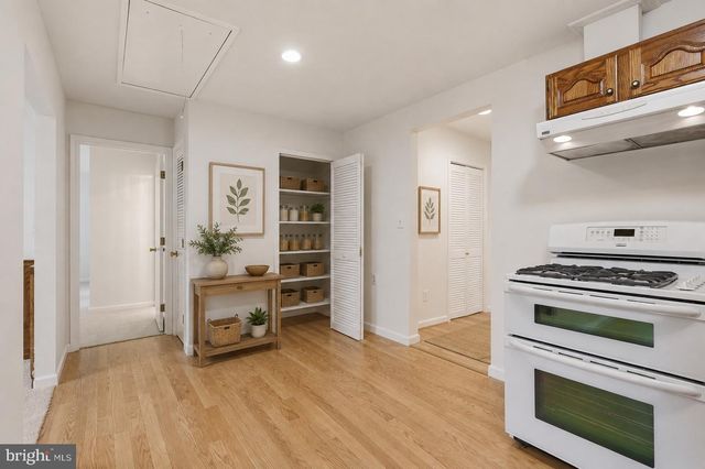 10925 MILBURN ST, Fairfax, VA 22030