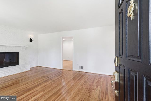 10925 MILBURN ST, Fairfax, VA 22030