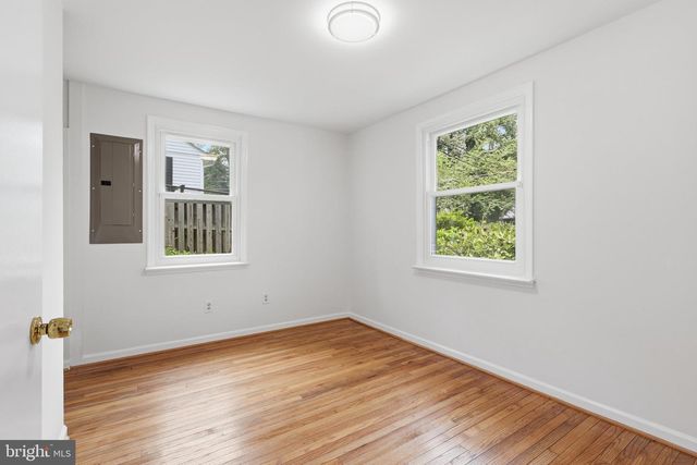 10925 MILBURN ST, Fairfax, VA 22030