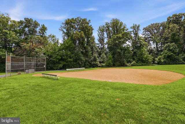 10925 MILBURN ST, Fairfax, VA 22030
