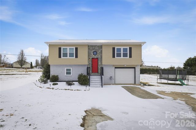 3375 Clarks Chapel Road, Lenoir, NC 28645