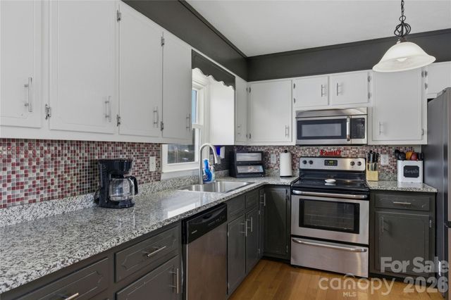 3375 Clarks Chapel Road, Lenoir, NC 28645