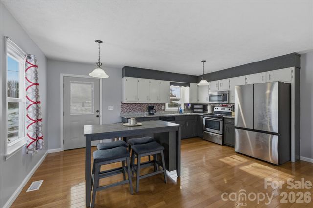 3375 Clarks Chapel Road, Lenoir, NC 28645