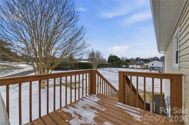 3375 Clarks Chapel Road, Lenoir, NC 28645