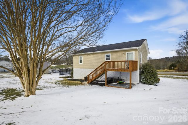 3375 Clarks Chapel Road, Lenoir, NC 28645