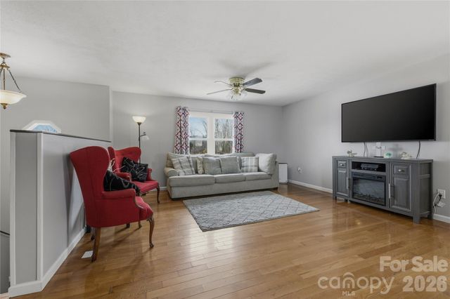 3375 Clarks Chapel Road, Lenoir, NC 28645