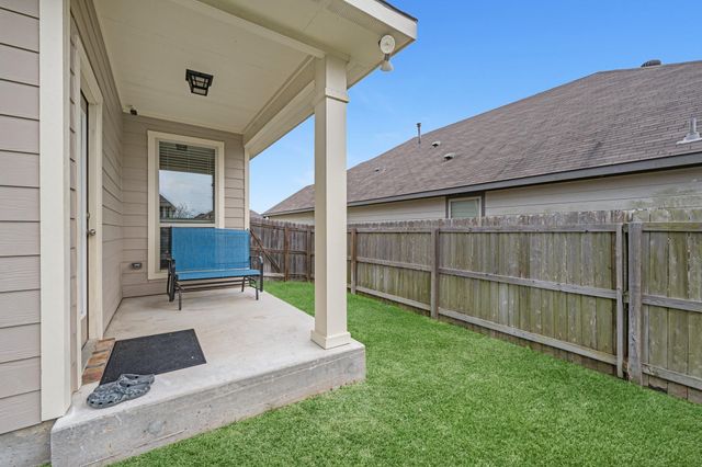 1004 Harvest Lane, Brenham, TX 77833