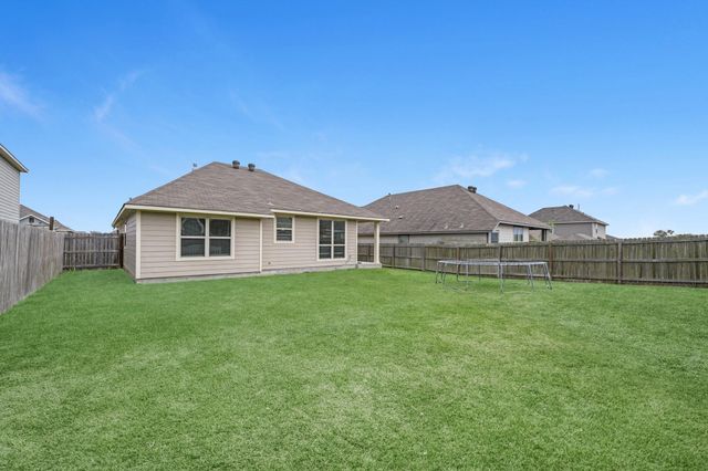 1004 Harvest Lane, Brenham, TX 77833