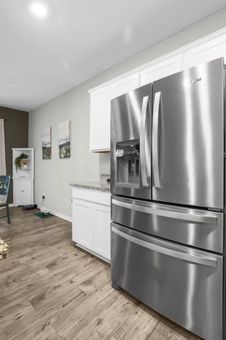 383 Kells Court E, Newark, OH 43055