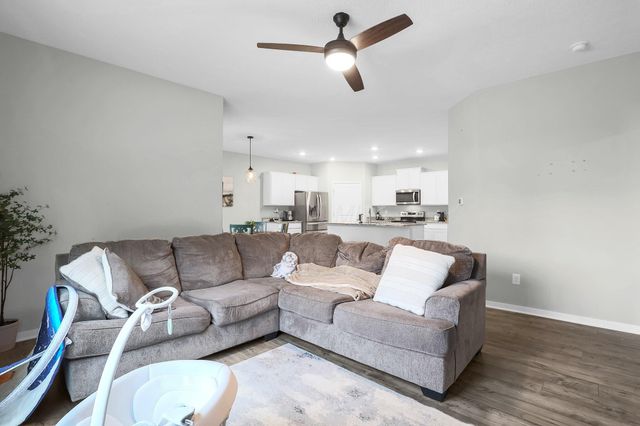 383 Kells Court E, Newark, OH 43055