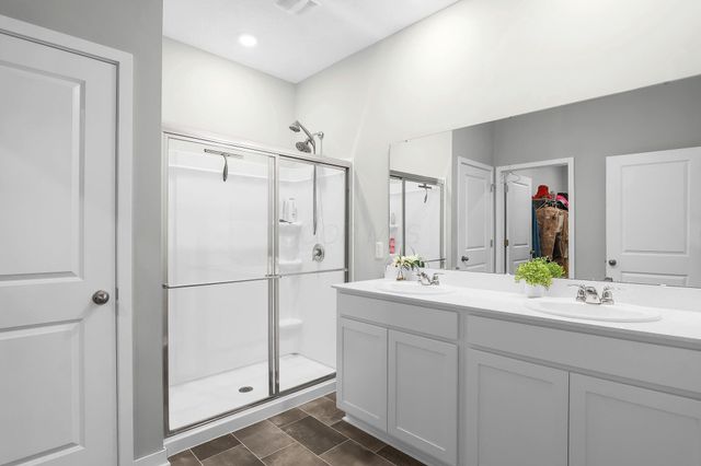 383 Kells Court E, Newark, OH 43055