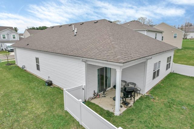 383 Kells Court E, Newark, OH 43055