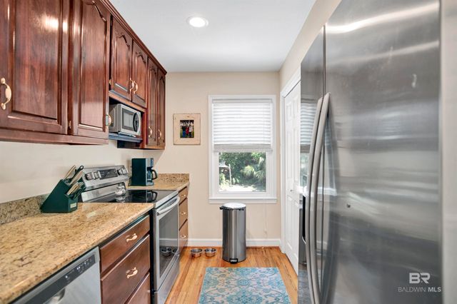 6 Yacht Club Drive 121, Daphne, AL 36526
