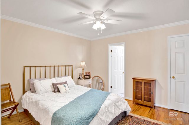 6 Yacht Club Drive 121, Daphne, AL 36526