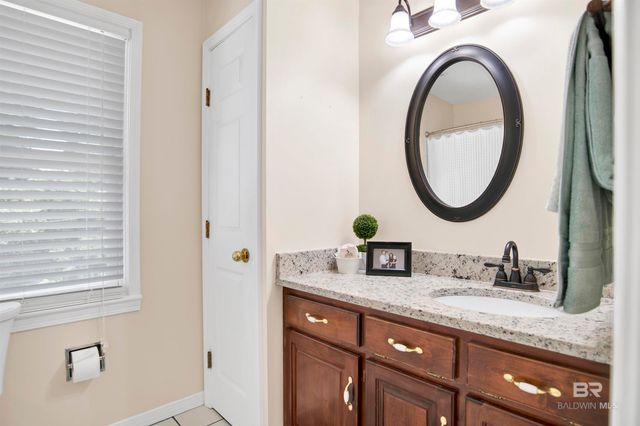 6 Yacht Club Drive 121, Daphne, AL 36526